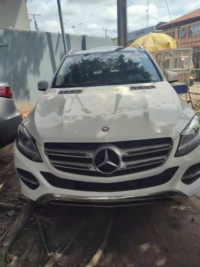 Mercedes-Benz GLE 350