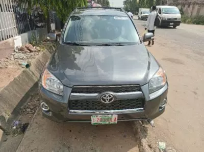 Toyota RAV 4