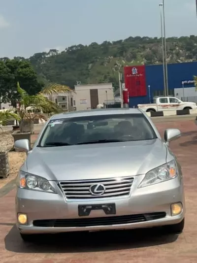 Lexus ES 300