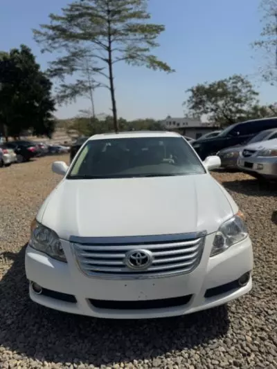 Toyota Avalon
