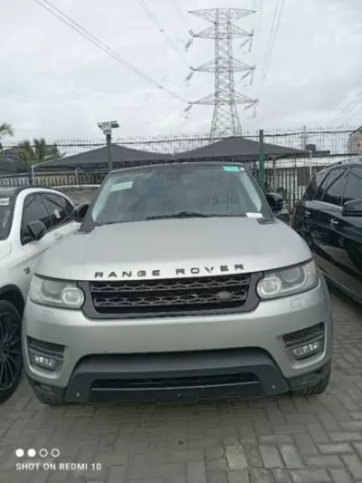 RANGE ROVER Autobiography