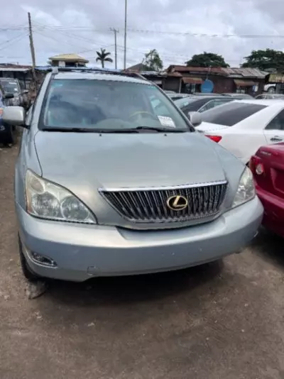 Lexus RX 330