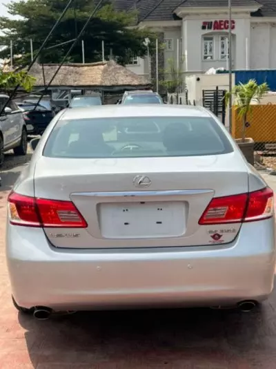 Lexus ES 300