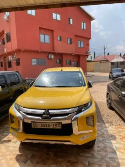 Mitsubishi L200 D/C Sportero A/T