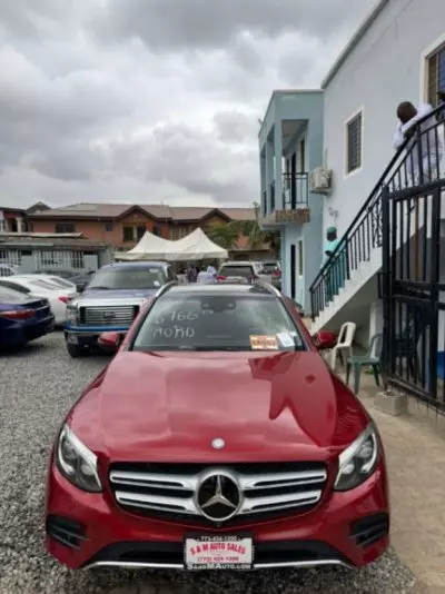 Mercedes-Benz GLC 300