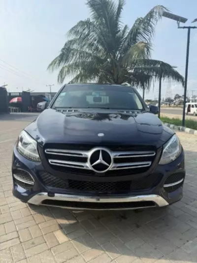 Mercedes-Benz GLE 400