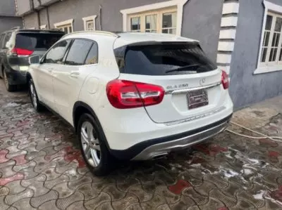 Mercedes-Benz GLA 250