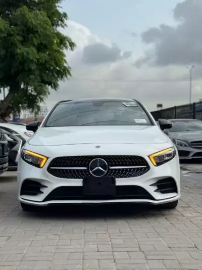 Mercedes-Benz A 220