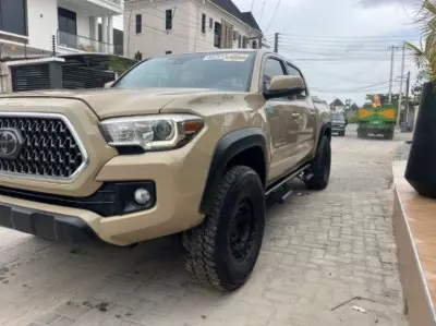 Toyota Tacoma
