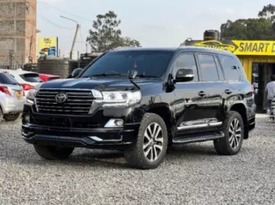 Toyota Landcruiser  V8