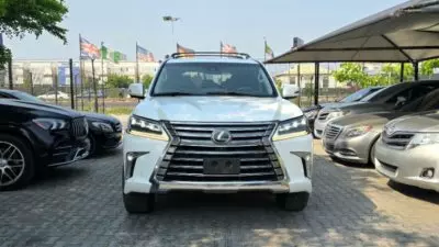 Lexus LX