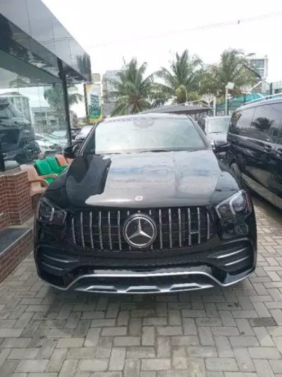 Mercedes-Benz GLE 53 S