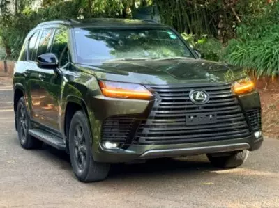 Lexus LX 600