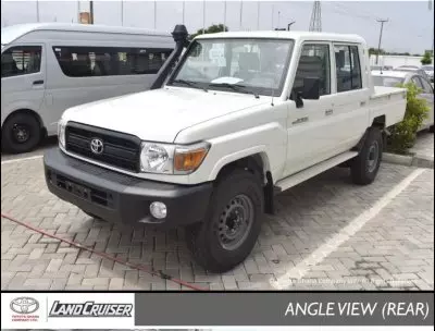 Toyota Land Cruiser Pick Up