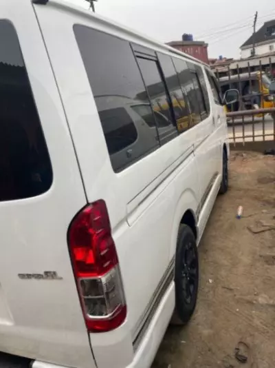 Toyota Hiace