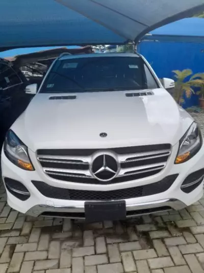 Mercedes-Benz GLE 400