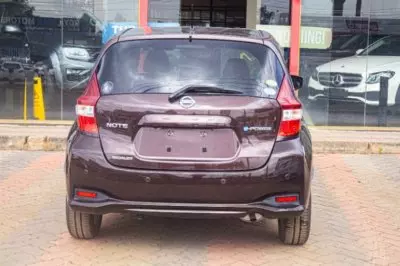 Nissan Note medalist