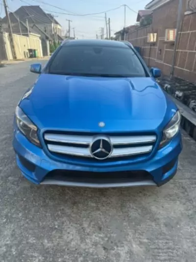 Mercedes-Benz GLA 250