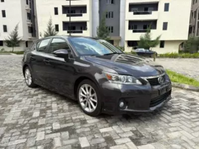 Lexus CT 200h