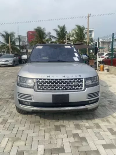 RANGE ROVER HSE LR4