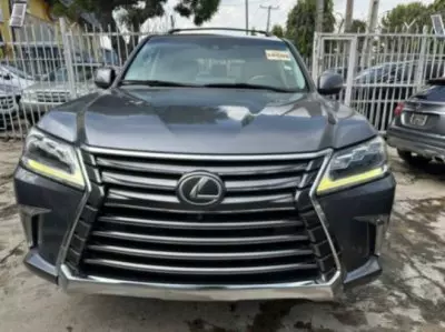 Lexus LX 570