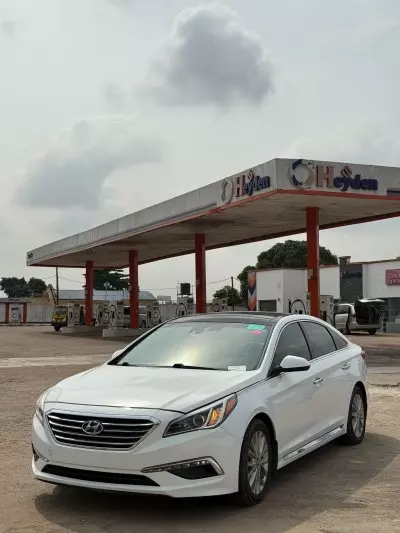 Hyundai SONATA 2,0L BVA / Cuir Luxury