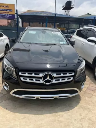 Mercedes-Benz GLA-Class