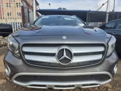 Mercedes-Benz GLA 250