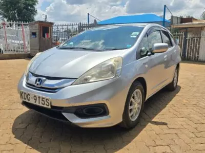 Honda Fit shuttle