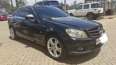 Mercedes-Benz C200
