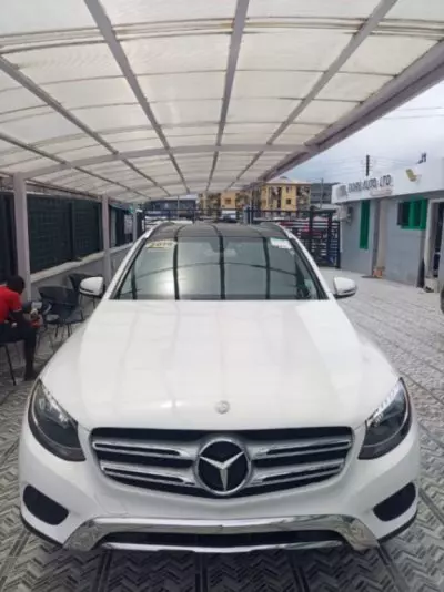 Mercedes-Benz GLC 300
