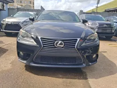 Lexus IS 250