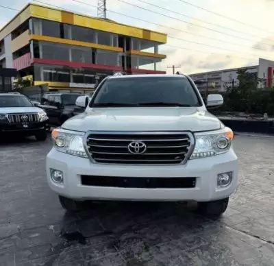 Toyota Land Cruiser GXR