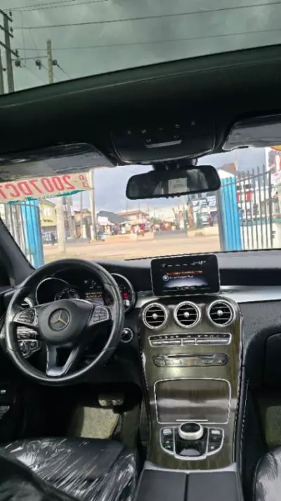 Mercedes-Benz GLC 300