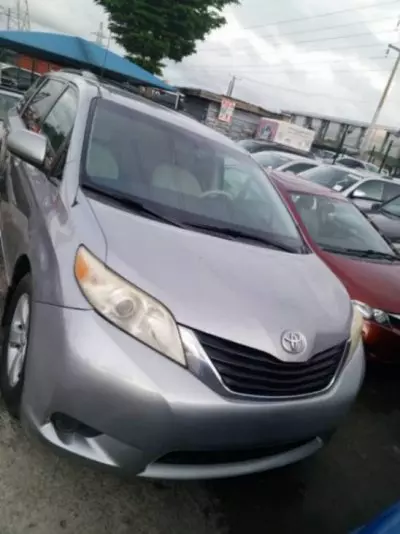 Toyota Sienna