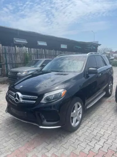 Mercedes-Benz GLE 400