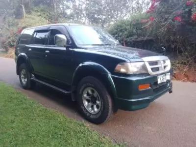 Mitsubishi Pajero Sport GLS Petrol