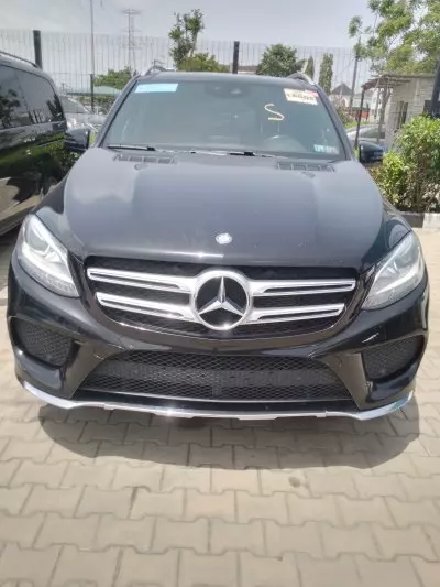 Mercedes-Benz GLE 400