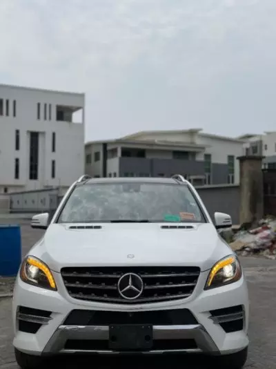 Mercedes-Benz ML 400