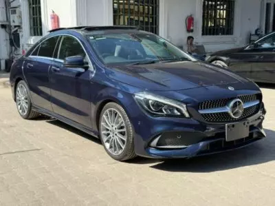 Mercedes-Benz CLA 180
