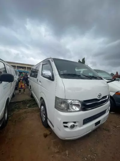 Toyota Hiace