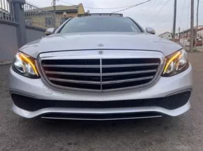 Mercedes-Benz E 400