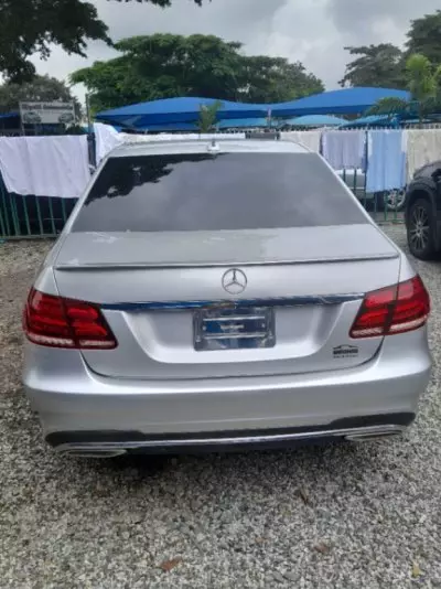 Mercedes-Benz E350