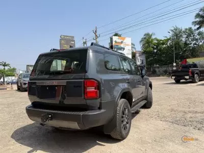 Toyota Landcruiser Prado