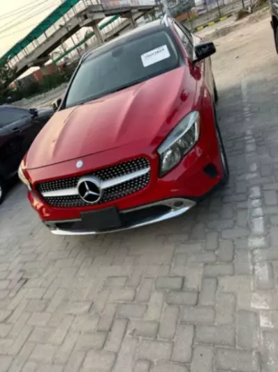 Mercedes-Benz GLA-Class