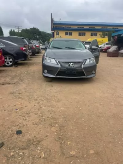 Lexus ES 250