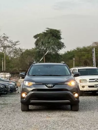 Toyota RAV 4