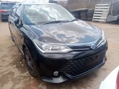 Toyota Fielder hybrid