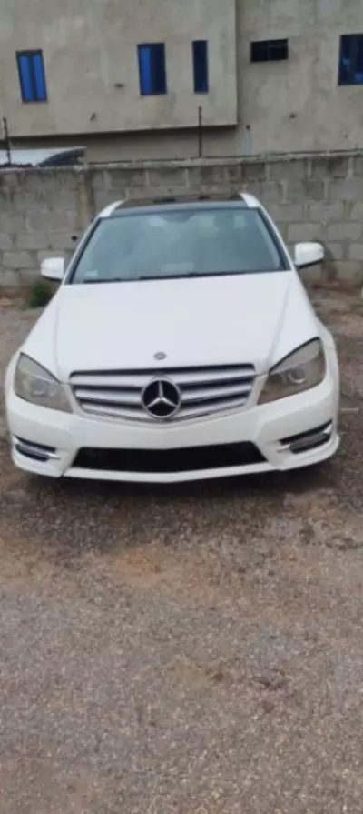 Mercedes-Benz C 300