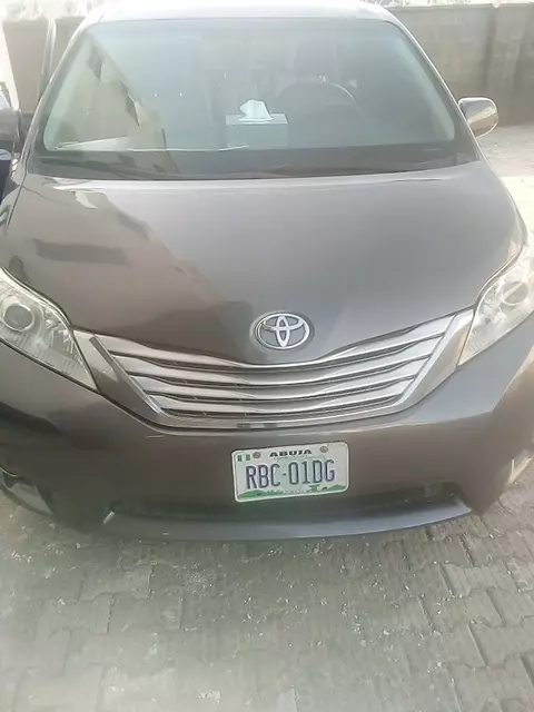 Toyota Sienna